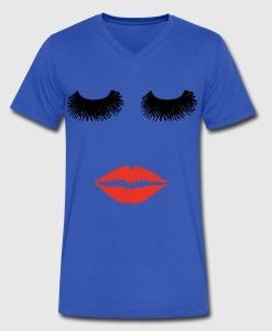 at this ladys sexy red lips and long eyelashes T-shirt ER01