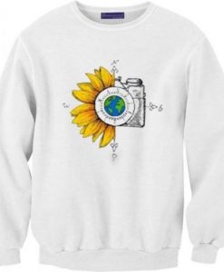 Wanderlust Sunflower Sweatshirt FD21N
