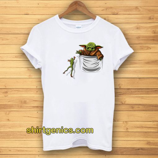 Pocket Baby Yoda Hunting Frog Star Wars T-Shirt